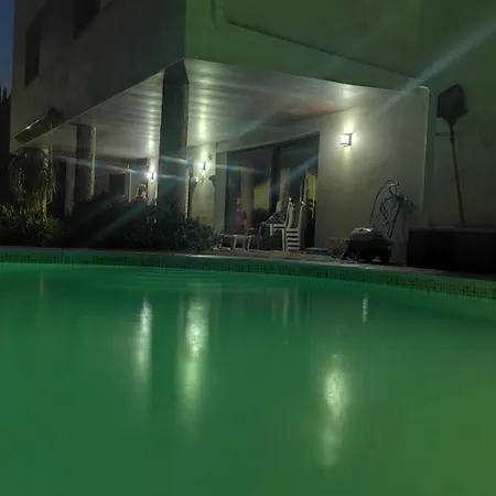 빌라 Garsan 83 Con Piscina *
